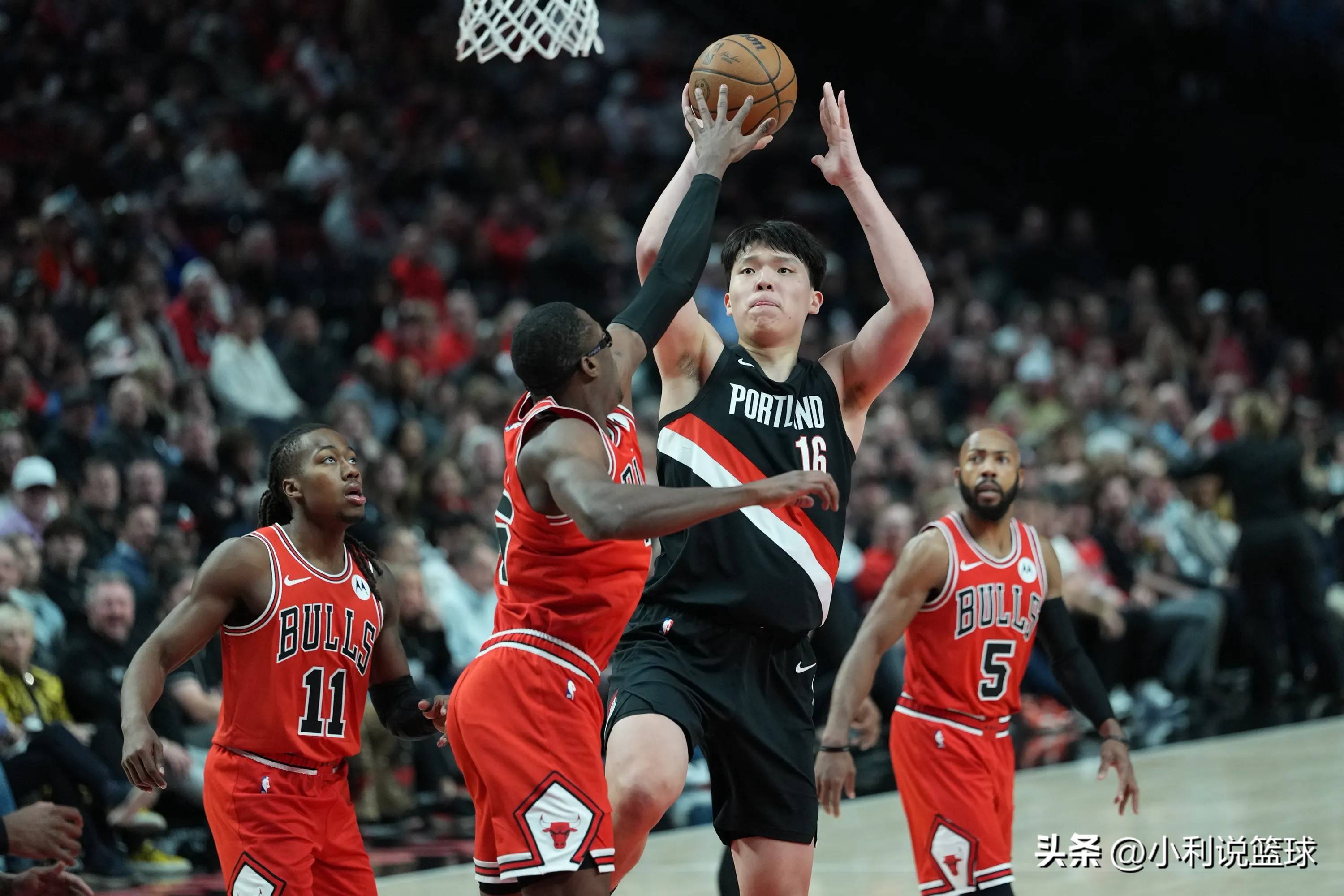 九游体育官网-恩比德空砍两双76人不敌老鹰